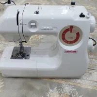 چرخ خیاطی ژانومه در حد نو