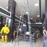 اجاره بالابرو نردبان و بتونیر وابزار آلات ساختمان|خدمات پیشه و مهارت|ارومیه, |دیوار