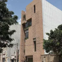 آپارتمان ۲ خواب قیمت عرف منطقه ۱۳۰ متری سالن بزرگ