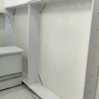 قفسه‌ی مغازه