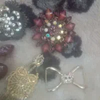 چند تکه‌ / بدل ‌/