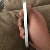 اپل iPhone SE با حافظهٔ ۶۴ گیگابایت|موبایل|رشت, گلسار|دیوار