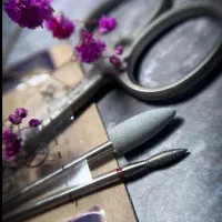 ترمیم و کاشت و آموزش ناخن
