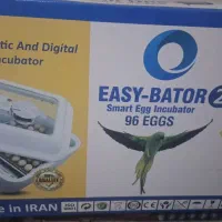دستگاه جوجه کشی ایزی باتور ۹۶عددی