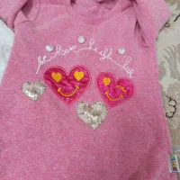 تعدادی لباس کودک