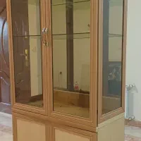 کمد ویترینی شیشه ای