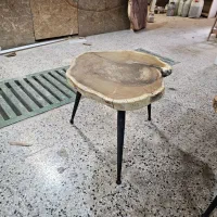 میز چوبی