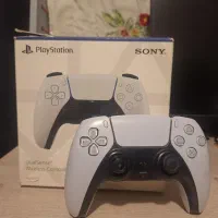 دسته ps5 اصلی نیاز به تعمیر جزئی