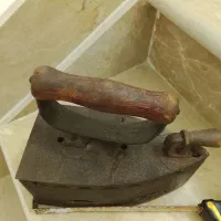 اتو ذغالی کلکسیونی قدیمی|کلکسیون اشیاء عتیقه|تنکابن, |دیوار