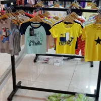 پوشاک بچه گانه