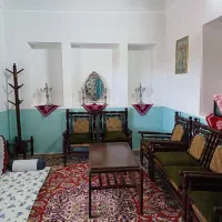 اقامتگاه بوم‌گردی و خانه سنتی نرگس خاتون|اجارهٔ کوتاه‌مدت ویلا و باغ|مشهد, فرهنگیان (شهرک غرب)|دیوار