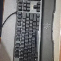 کیبورد xpg کاملا سالم