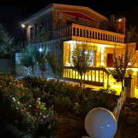 ویلا باغ اجاره ای|اجارهٔ کوتاهمدت ویلا و باغ|اراک, |دیوار