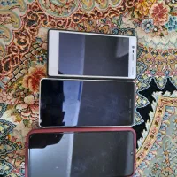 سه عدد گوشی
