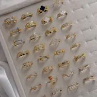 انواع گوشواره و دستبند و بنگل|بدلیجات|اردکان, |دیوار