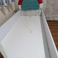 تخت کودک در حد نو