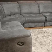 مبل راحتی،به همراه ۵ صندلی ناهارخوری