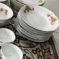 تعدادی وسایل منزل بفروش میرسد فوری|ظروف سرو و پذیرایی|کرج, اصفهانی‌ها|دیوار