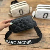 گالری شاهپسند|کیف، کفش، کمربند|الیگودرز, |دیوار