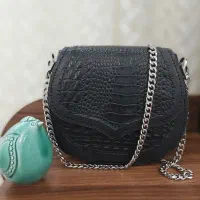 هدیه روز زن کیف زنانه دوخته شده از چرم طبیعی