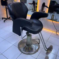 صندلی ارایشگاه