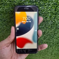 اپل iPhone 7 با حافظهٔ ۱۲۸ گیگابایت