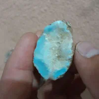 سنگ با ارزش و قدیمی