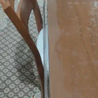 یک دست میز غذا خوری نو نو بدون استفاده