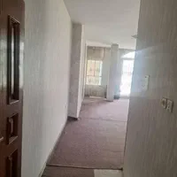 ۶۷ متر ، دارای آبنما و ۲۰ متر بنا مازاد داخل حیاط