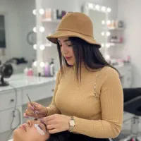 خدمات آموزش مژه