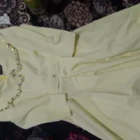 لباس و روسری نو|لباس|قم, نوبهار|دیوار