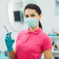 استخدام نیروی پذیرش و دستیار دندانپزشکی