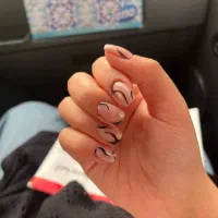 کاشت ناخن|خدمات آرایشگری و زیبایی|رشت, چله خانه|دیوار