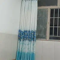 پرده نو میباشد دو تا ۵ متر هست قدش هم ۲ متر هست