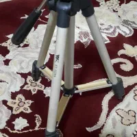 پایه دوربین عکاسی