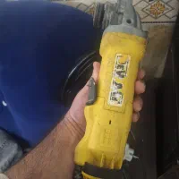 سنگ فرز دیوالت امریکایی