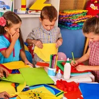 استخدام مدرس  زبان انگلیسی کیدز  خانم
