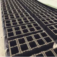 نیازمند استادکار بلوک زن