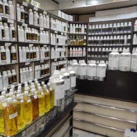 پخش عمده عطر ادکلن های جیبی ظروف عطر بازار تهران|عمده‌فروشی|تهران, بازار|دیوار