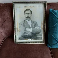 عکس قاجار|کلکسیون اشیاء عتیقه|تهران, ستارخان|دیوار
