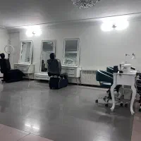 اجاره میز ناخن و صندلی رنگ و لایت مو