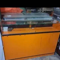 ویترین مغازه قیمت مناسب|فروشگاه و مغازه|بندر گناوه, |دیوار