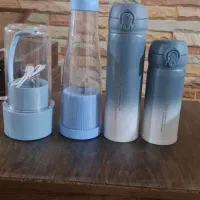 تعدادی  شیکر و بطری