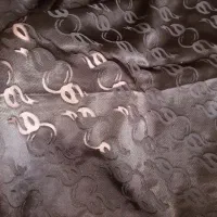 چادر مشکی دوخته شده