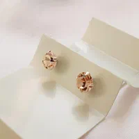 گوشواره نقره نگینی گندمی، درخشش طبیعی و اصیل|بدلیجات|اندیشه, اندیشه فاز ۳|دیوار