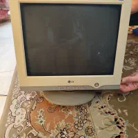 مانیتور ال جی ۱۷ اینج فلت در حد نو