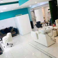 اجاره لاین های زیبایی سالن تخصصی پوست وناخن|اجارهٔ دفتر کار، اتاق اداری، مطب|کرمان, |دیوار