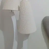 آباژور ایستاده