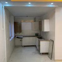 آپارتمان فول امکانات کلیدنخورده رو به رو مرکز خرید