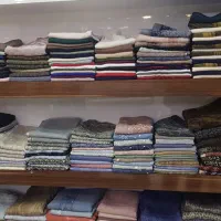 فروشندگی در فروشگاه شال و روسری